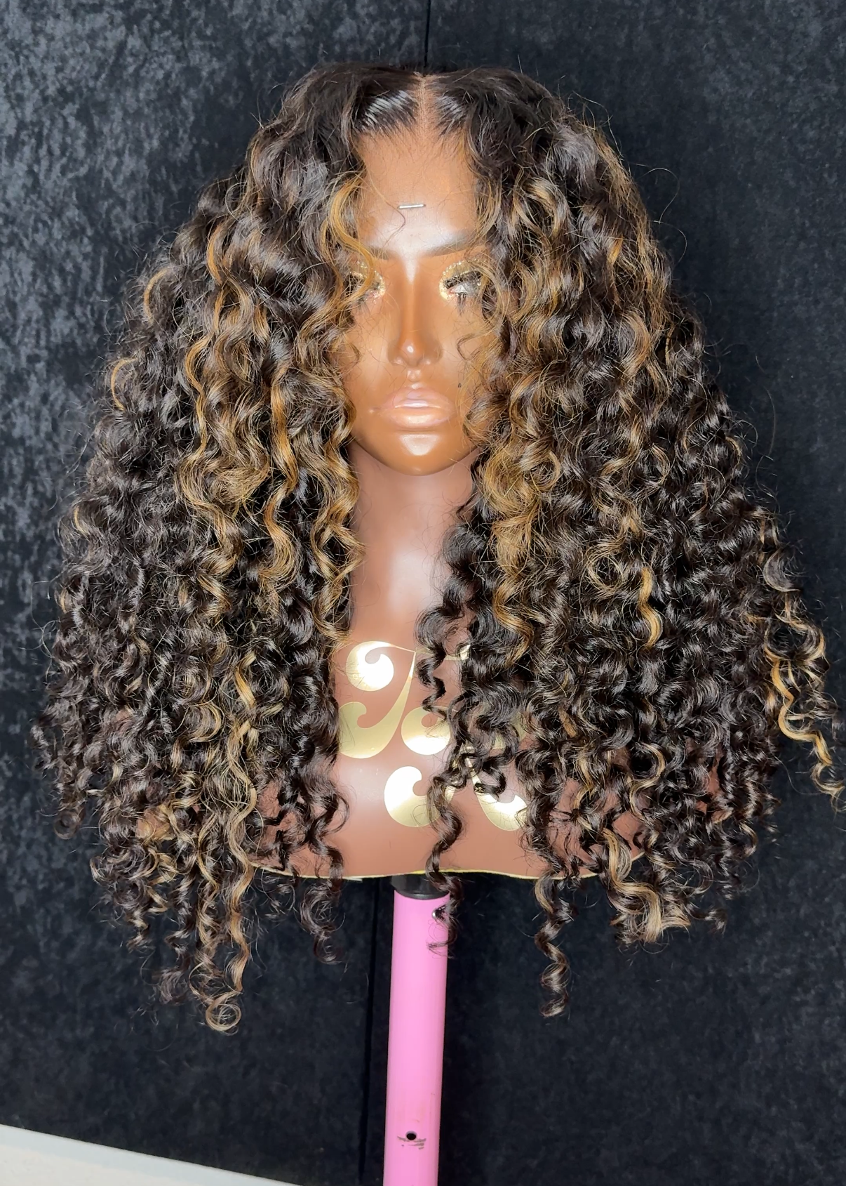 20” curly