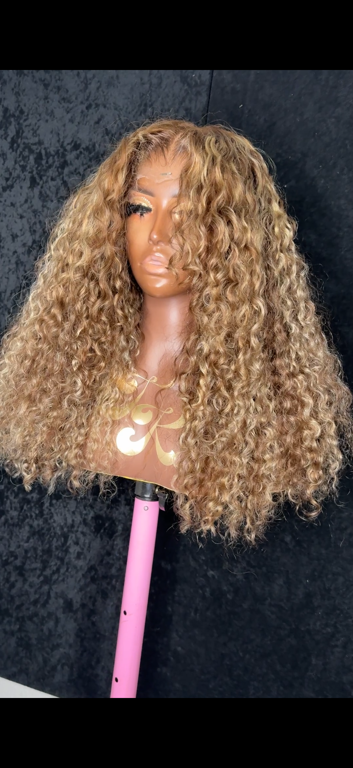 Curly rts